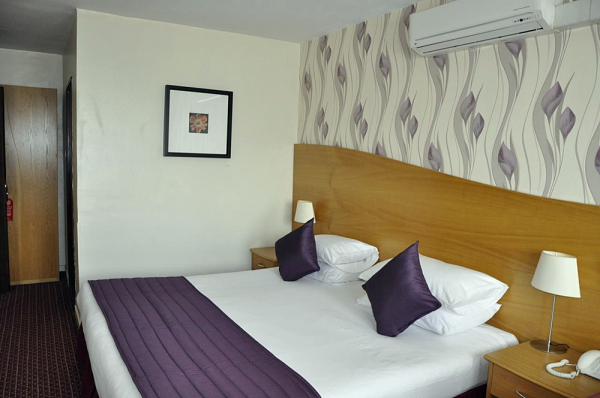 Best offers for KENSINGTON COURT Tours