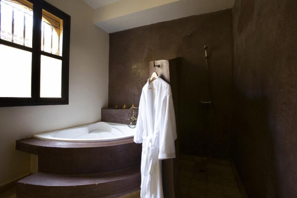 أفضل العروض ل le ksar de fes عين شكاك