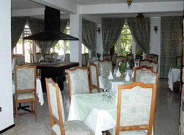 Best offers for Des Cascades Imouzzer Idaoutanane