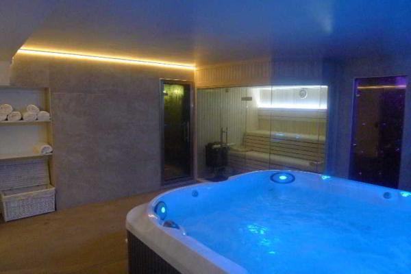 أفضل العروض ل سول بارك سانث خوليا دي لوريا