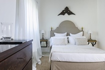 Best offers for Donna Carmela Riposto