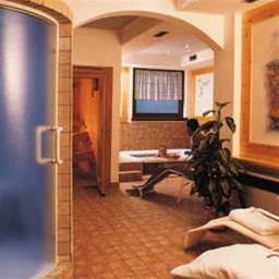 Best offers for Hotel Quadrifoglio Pinzolo