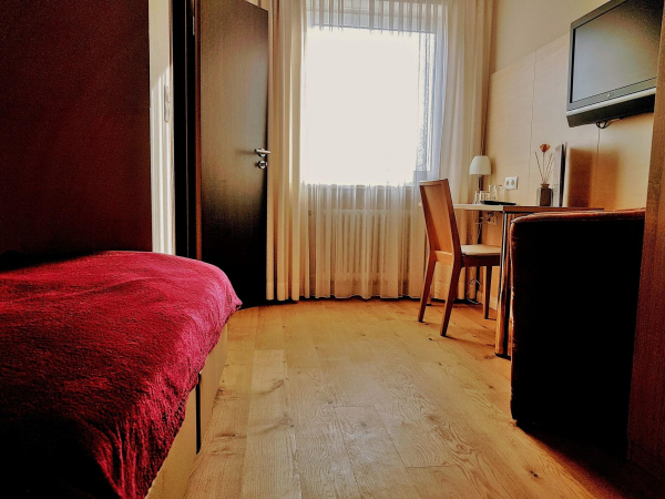 Best offers for Maxhotel Lindau