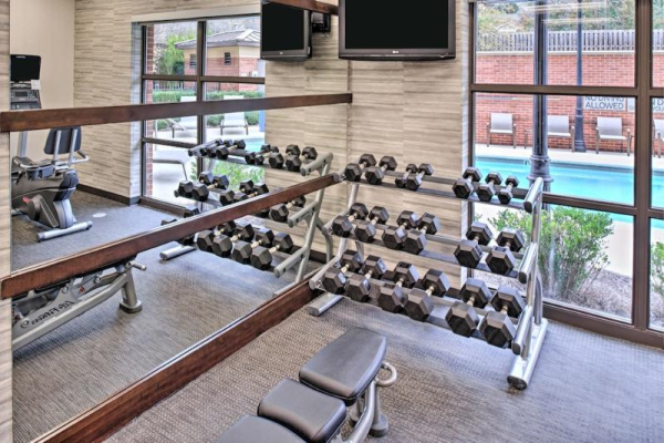 أفضل العروض ل Courtyard Marriott Clemson كلمسون 