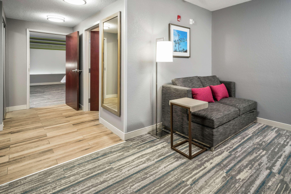 أفضل العروض ل هامبتونان ويلسون وسط المدينه ويلسون