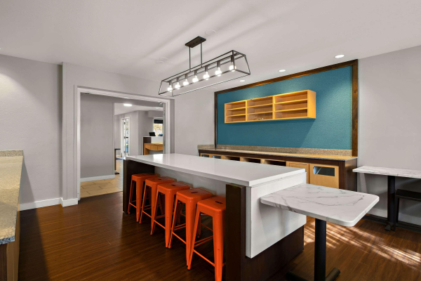 أفضل العروض ل مينستاي سويتس سالت لاك سيتى فورت انيون كوتونوود