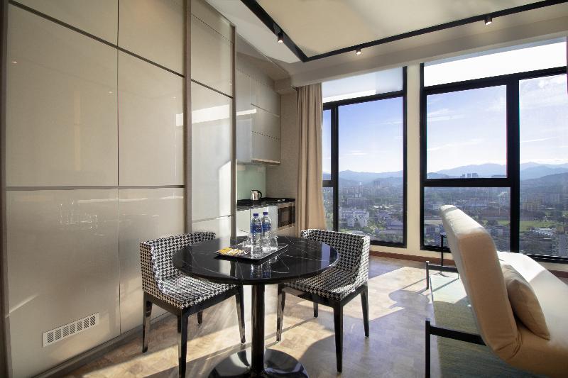 أفضل العروض ل كسبرسيونز بروفسيونال سويتس باى ميكاي جلوبال كوالالمبور