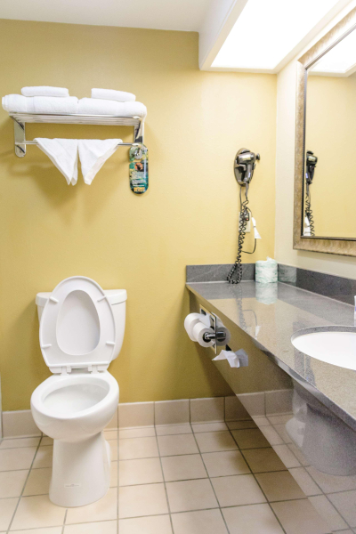 أفضل العروض ل Best Western Kiva Inn فورت كولينس 