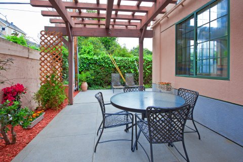 Best offers for ATHERTON PARK INN & SUITES REDWOOD CITY Redwood City