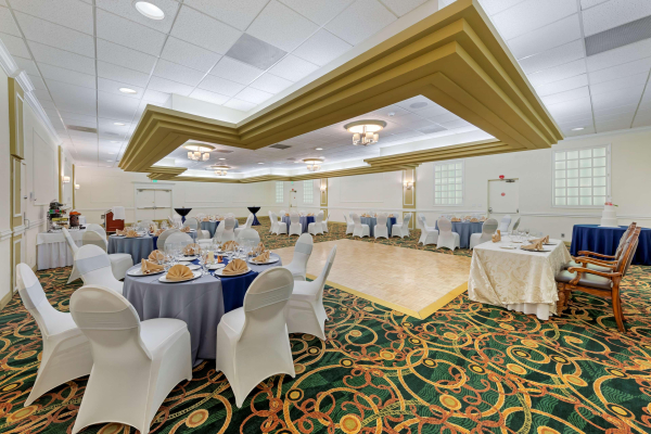 أفضل العروض ل بست وسترن بلاس ذاوساندااكسان ذوساندااكس