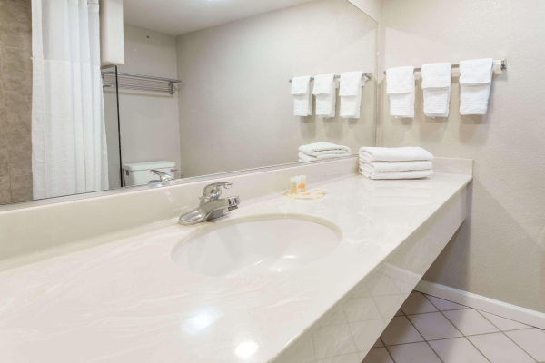 Best offers for Days Inn by Wyndham Davis Near UC Davis Davis 