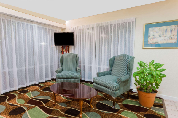 Best offers for Super 8 By Wyndham Stafford Stafford