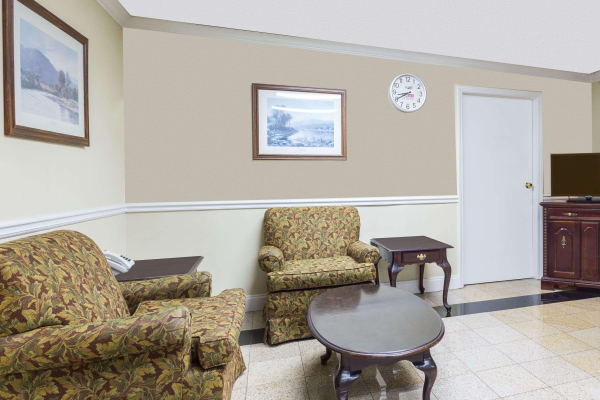 أفضل العروض ل سابر 8 باى ويندهاماتلانتا نورثيست جا اتلانتا 