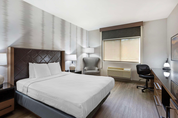 أفضل العروض ل بست وسترن هوليداي هيلس سوميت بارك