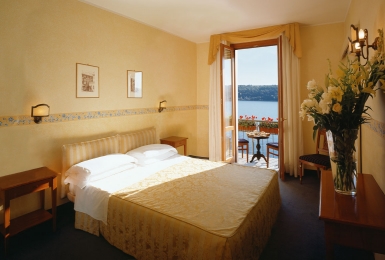 Best offers for DUOMO Salo'