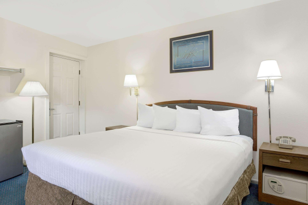 Best offers for Travelodge By Wyndham Cedar City Cedar City 