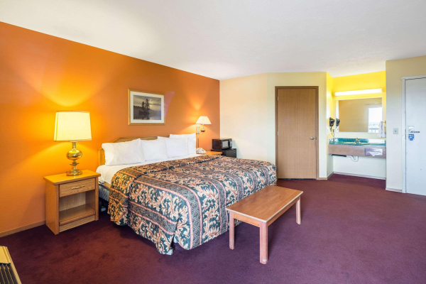 Best offers for Howard Johnson By Wyndham Spokane Spokane 