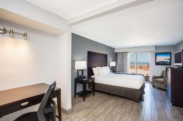 أفضل العروض ل لا كينتا ان اند سويتس دايتونا بيتش - يطل على المحيط دايتونا بيتش 