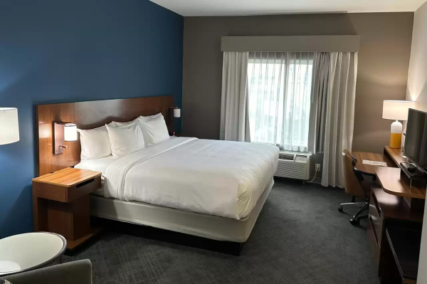 Best offers for Comfort Inn & Suites Akron South Akron 