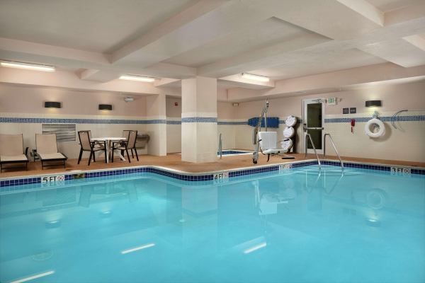 أفضل العروض ل هامبتون فندق و اجنحه فندقيه كانتون كانتون