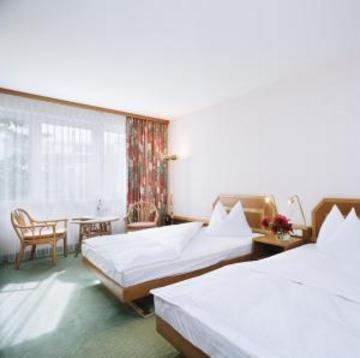 Best offers for BIELEFELDER HOF Bielefeld