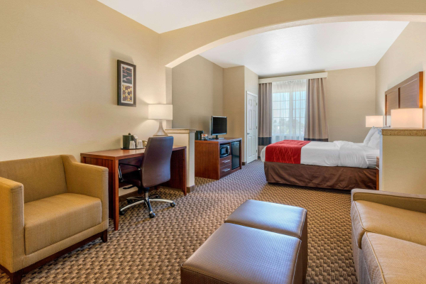 Best offers for Comfort Inn & Suites Galt - Lodi North Galt