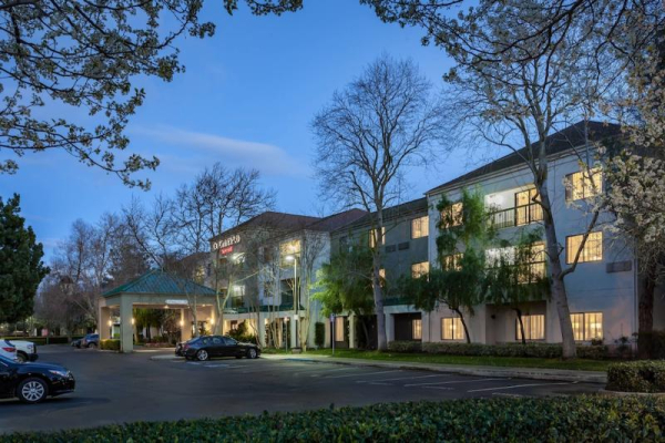 أفضل العروض ل Courtyard by Marriott Stockton ستوكتون 