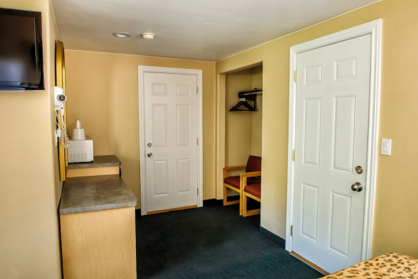 Best offers for Glenwood Springs Inn Glenwood Springs