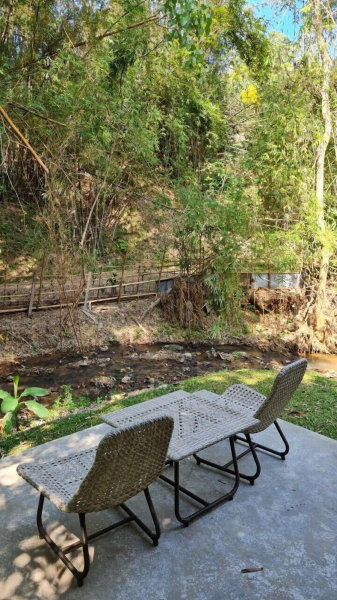 Best offers for Proud Phu Fah Pong Yaeng