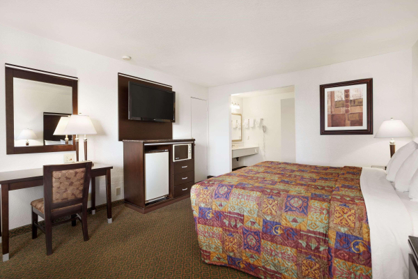 أفضل العروض ل Days Inn by Wyndham Oceanside أوكينسيد 