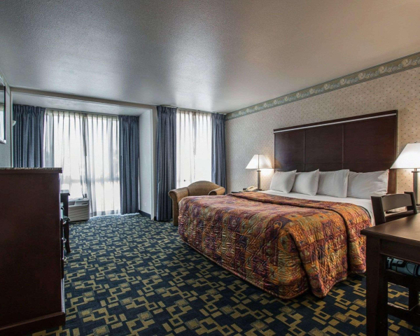 أفضل العروض ل Rodeway Inn Carlsbad - Oceanside أوكينسيد 