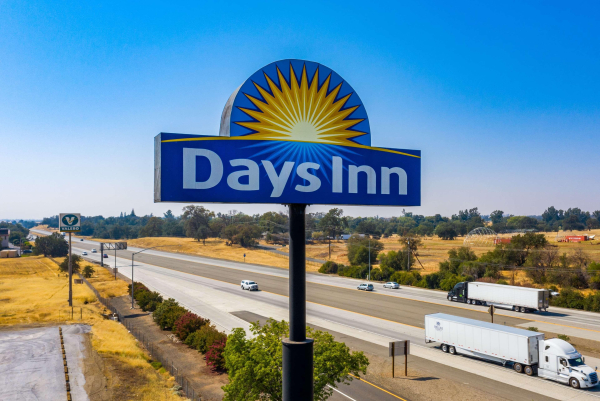 أفضل العروض ل Days Inn by Wyndham Red Bluff رد بلوف 