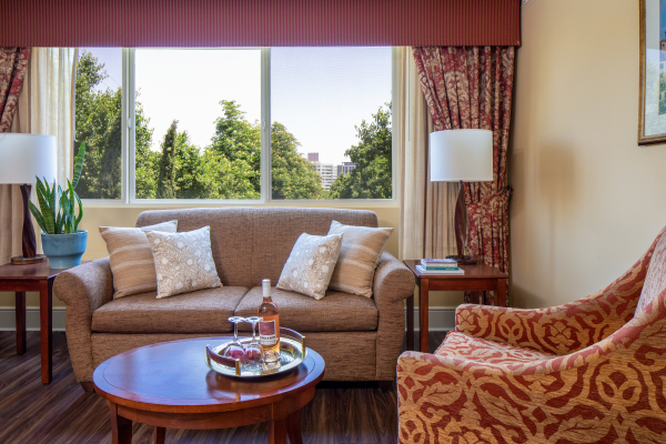 أفضل العروض ل بارك لان سويتس وان بيرل