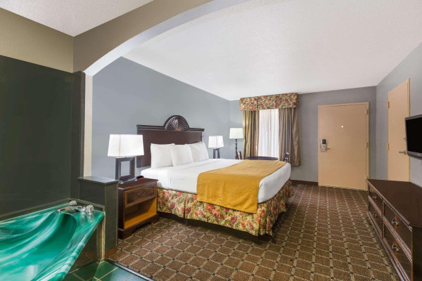 Best offers for Baymont By Wyndham Mobile/Tillmans Corner Tillmans Corner