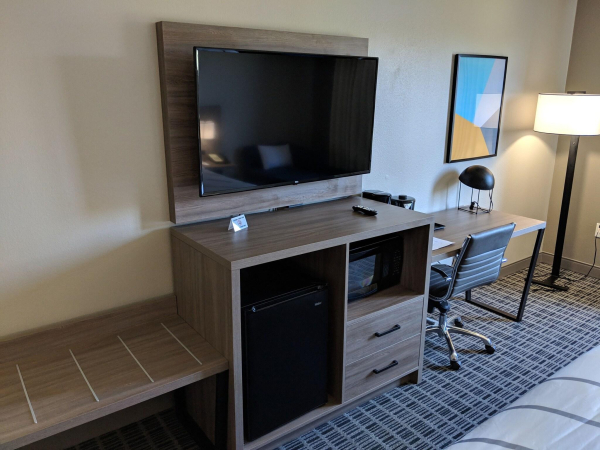 Best offers for La Quinta Inn & Suites By Wyndham Montgomery Montgomery 