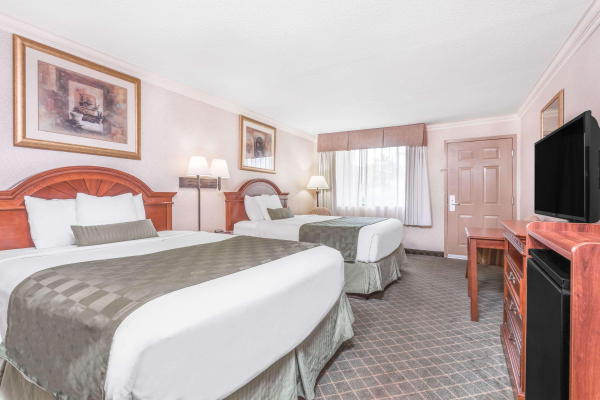 Best offers for Ramada By Wyndham Macon Macon
