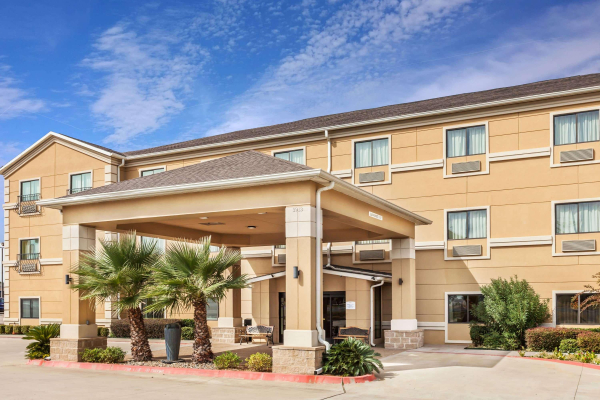 Best offers for Baymont By Wyndham Tyler Tyler