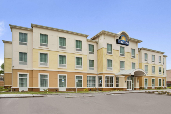Best offers for Days Inn by Wyndham Victoria Victoria 