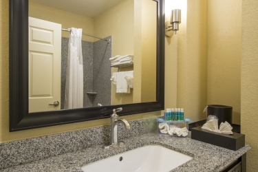 Best offers for HOLIDAY INN EXPRESS & SUITES HOUSTON SPACE CTR - CLEAR LAKE Webster