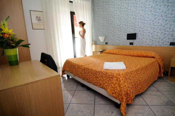 أفضل العروض ل  دسنزانو دل جاردا