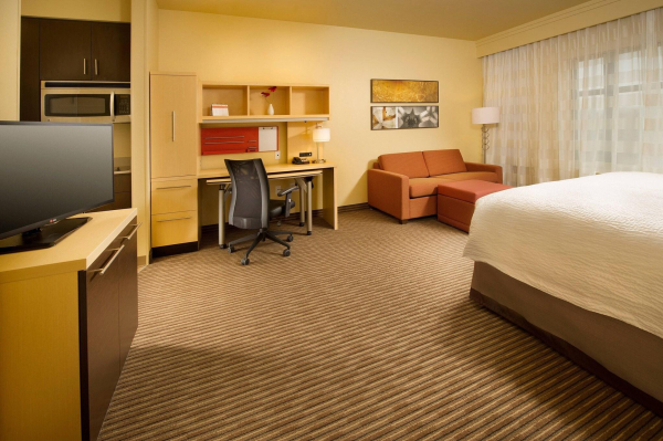Best offers for TownePlace Suites Dallas DFW Airpt North/Grapevine Grapevine