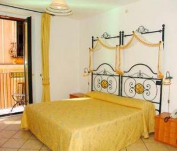 Best offers for VICTORIA Taormina
