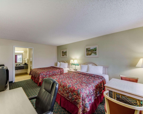 Best offers for Econo Lodge Falfurrias Hwy 281 Falfurrias