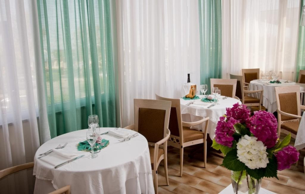 Best offers for HOTEL DIPLOMATIC Cervia
