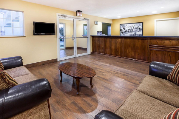 أفضل العروض ل سابر 8 باى ويندهام بالستين بالستين