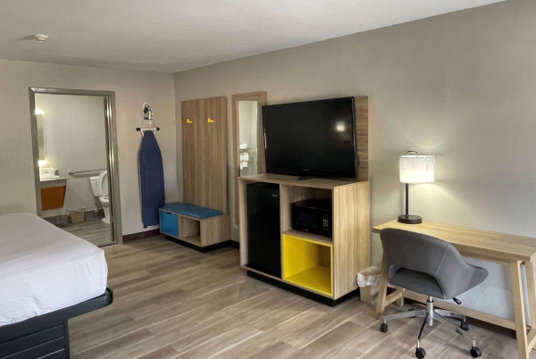 Best offers for Days Inn By Wyndham New Braunfels New Braunfels