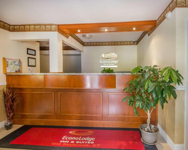 Best offers for Econo Lodge Inn & Suites Old Saybrook - Westbrook Westbrook
