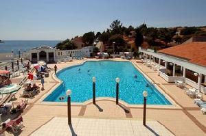 Petalon Resort Apartments