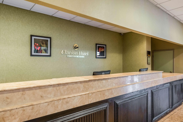 Best offers for Clarion Hotel - Cincinnati North Sharonville
