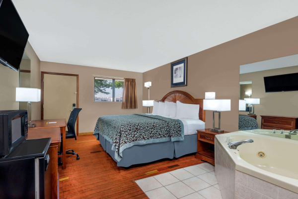 Best offers for Days Inn by Wyndham Maumee/Toledo Maumee